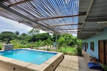 هاستل The Inn At Punta Mala