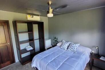 هاستل The Inn At Punta Mala