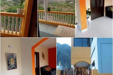 تختخواب و صبحانه Casa Familiar Pôr Do Sol