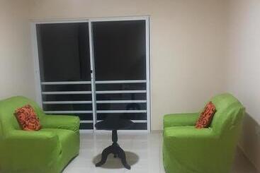 تختخواب و صبحانه Casa Familiar Pôr Do Sol