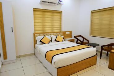 تختخواب و صبحانه Serene Stay