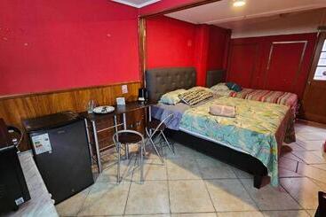 Hostal Casona Del Mar