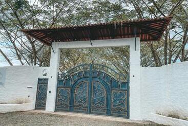 هتل Casona Montanesa Quindío Eje Cafetero