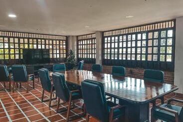 هتل Casona Montanesa Quindío Eje Cafetero
