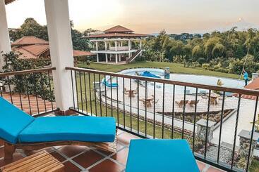 هتل Casona Montanesa Quindío Eje Cafetero