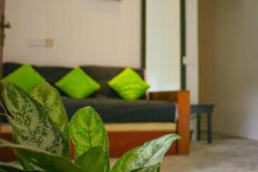 هتل Cozy Resort
