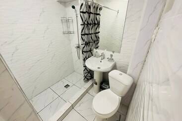 هتل کپسول Abs Guest House Osh