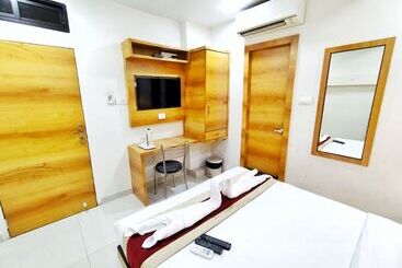 ホテル Gateway Suites