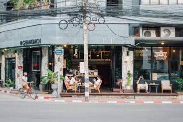 Отель Jai Bed And Cafe