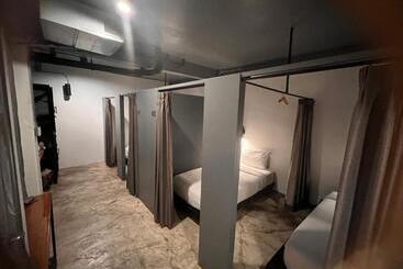 Отель Jai Bed And Cafe