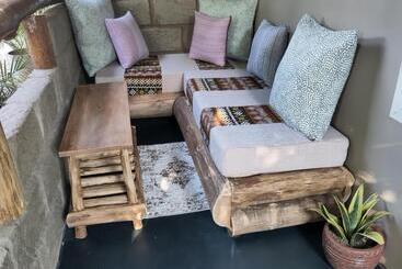 هتل Kilimanjaro Scenic Lodge