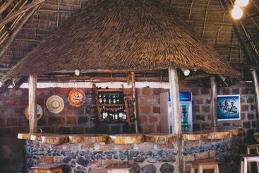 هتل Kilimanjaro Scenic Lodge