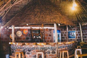 هتل Kilimanjaro Scenic Lodge