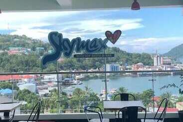 Maxonehotels At Jayapura