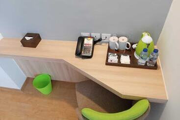 Maxonehotels At Jayapura