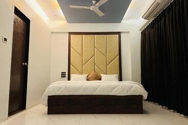 New City Light - Surat