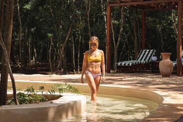 هتل Oriundo Luxury Nature Villas