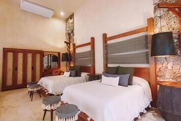 هتل Oriundo Luxury Nature Villas