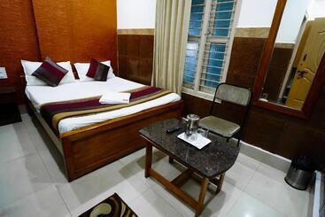 هتل Prakaash Residency