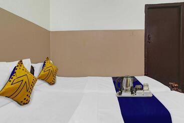 هتل Spot On Sri Sai Lohith Lodge Near Secunderabad Railway Station