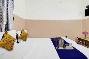 هتل Spot On Sri Sai Lohith Lodge Near Secunderabad Railway Station