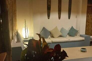 پانسیون Casa Blanca Beach House   Punta Hermosa   Perú