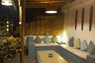 پانسیون Casa Blanca Beach House   Punta Hermosa   Perú