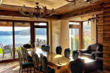 پانسیون Oasis Resort Rhodopes