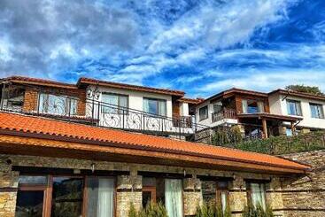 پانسیون Oasis Resort Rhodopes