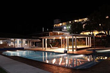 Uzhupud Garden Hotel & Lodge