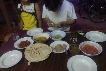 هاستل Mae Sot Commune
