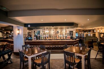 هتل Cat & Lion Country Pub And