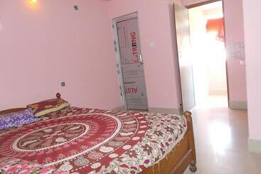 هتل Goroomgo Chemistrica Digha