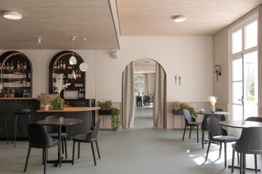 هتل Hôtel Le Prieuré
