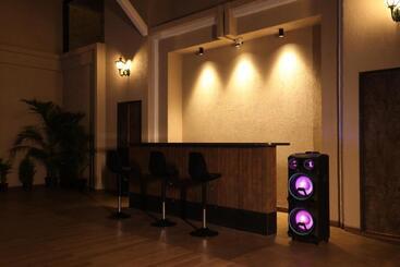 هتل Isola Luxury Farm Suites