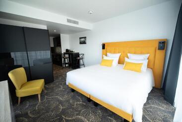 هتل Le Barracuda & Spa, Centre Port, Pieds Dans L Eau, Vue Mer