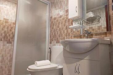 هتل Nest Resort