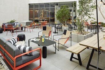 هتل Tribe Paris Saint Ouen