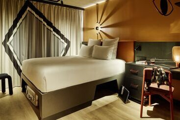 هتل Tribe Paris Saint Ouen