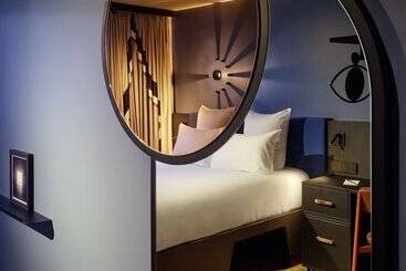 هتل Tribe Paris Saint Ouen