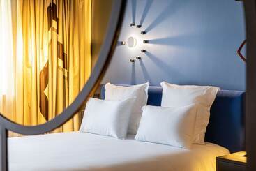 هتل Tribe Paris Saint Ouen
