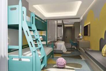 هتل La Quinta By Wyndham Shanxi Xiaohe Xincheng