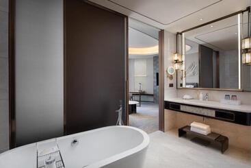 هتل La Quinta By Wyndham Shanxi Xiaohe Xincheng
