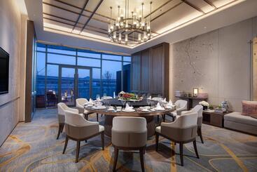 هتل La Quinta By Wyndham Shanxi Xiaohe Xincheng