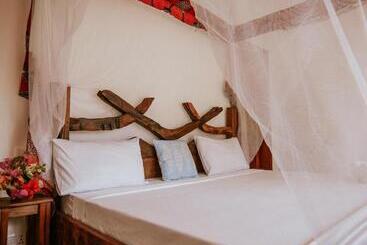 La Playa Paradise Resort
