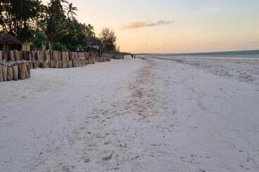 La Playa Paradise Resort