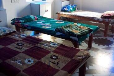 پانسیون Shubham Guest House
