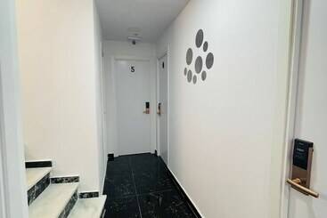 پانسیون Sl Marbella
