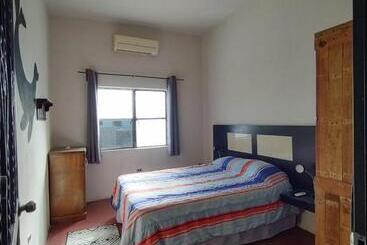 پانسیون Sunset Hostel   Centro