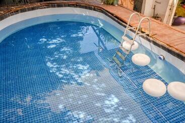 پانسیون Sunset Hostel   Centro